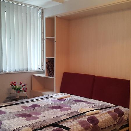 Apartment On Rustaveli Avenue Tbilisi Eksteriør bilde