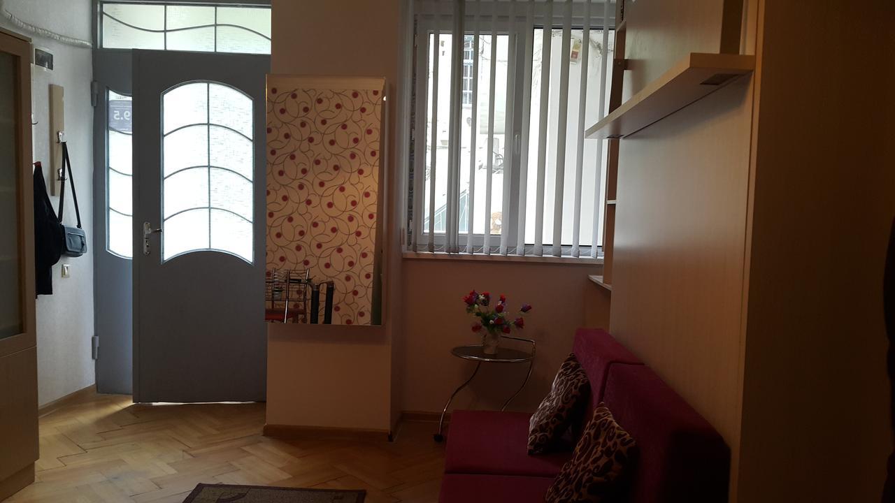 Apartment On Rustaveli Avenue Tbilisi Eksteriør bilde